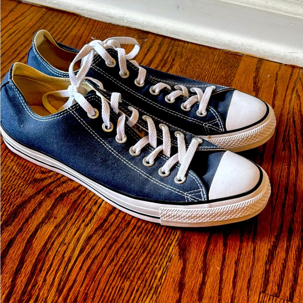 Men’s Navy Converse Sneakers